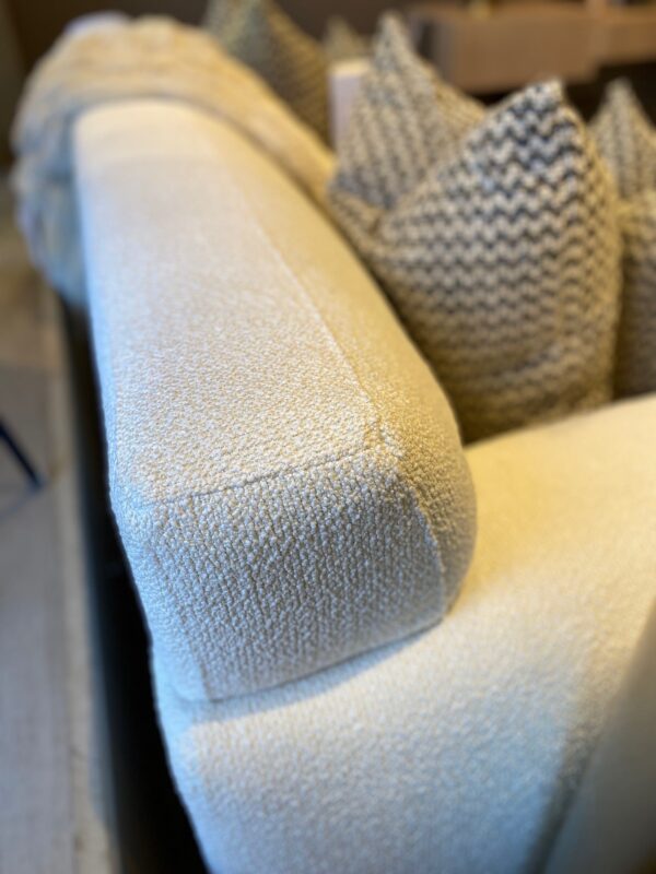 Vesta sofa - Image 2