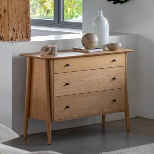 Stylish 3 Drawer Oak Chest - Image 2