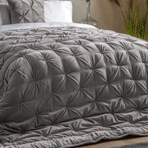 Opulent Velvet Bedspread - Image 6